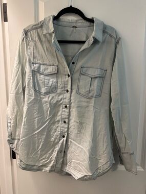 Free People Pale Blue Casual Button-Down Shirt Small
